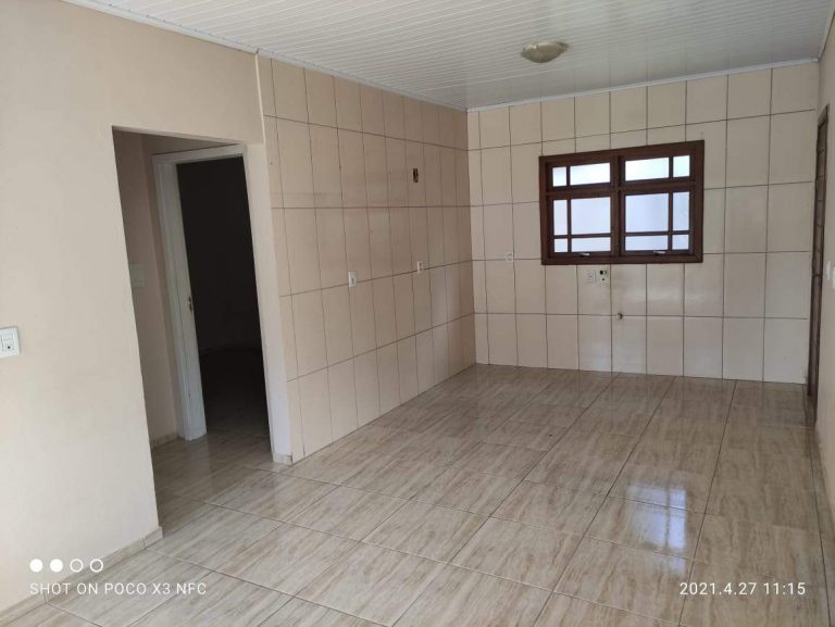 LINDA CASA NOS COQUEIROS