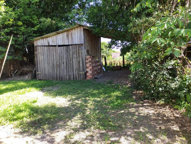 LINDA CASA NOS COQUEIROS