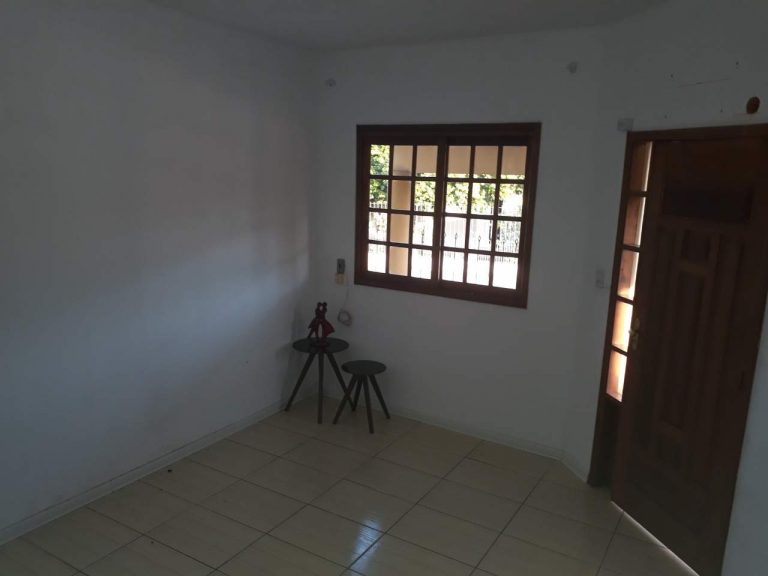 Ótima casa na Caieira