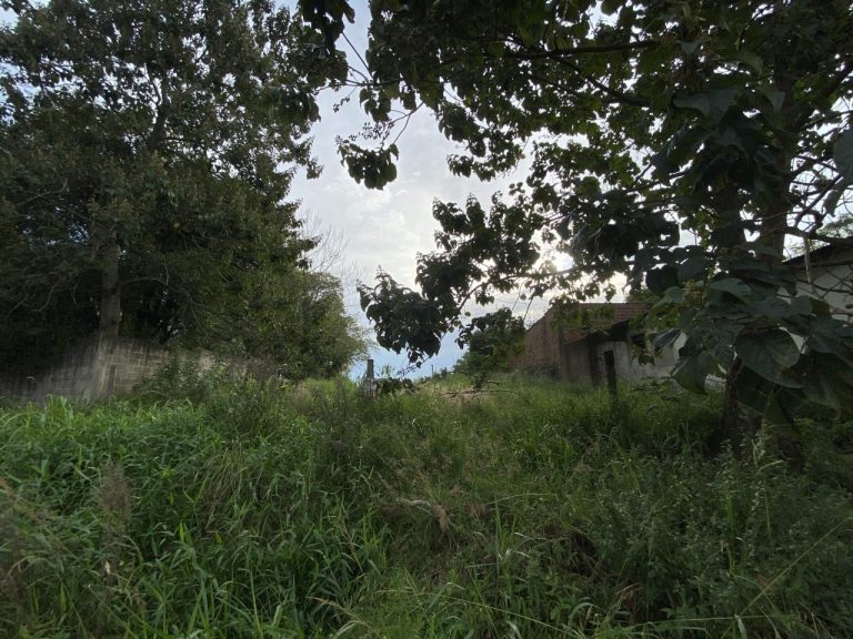 Lindo terreno no Rincão