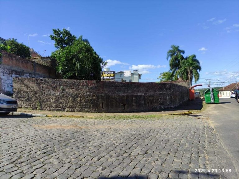 Lindo terreno na Osvaldo Aranha
