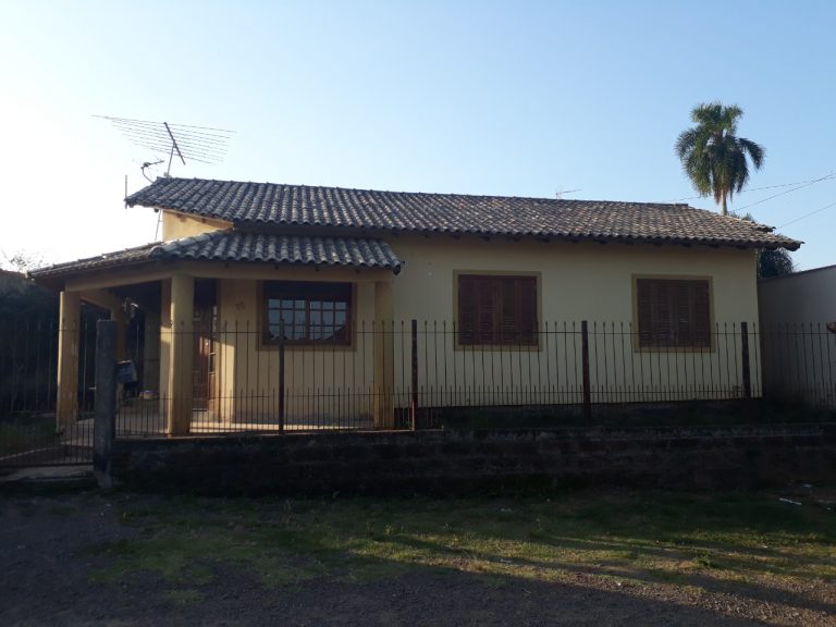 Ótima casa na Caieira