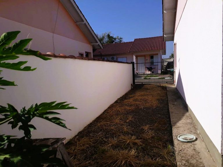Sobrado nos Coqueiros