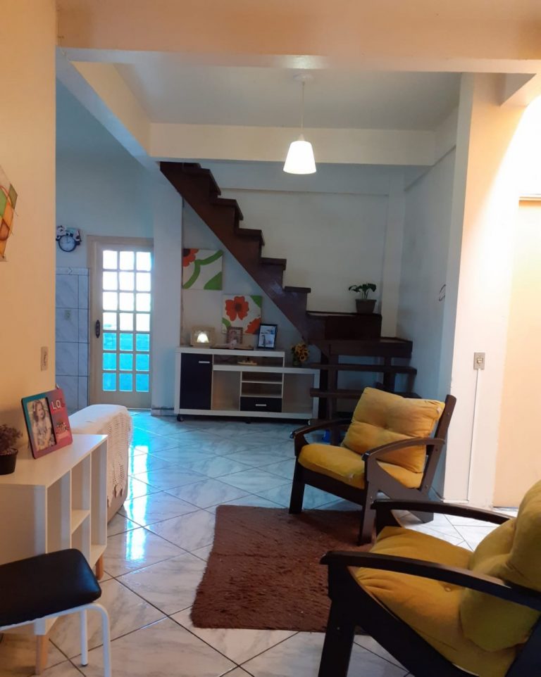Ampla casa na Caieira