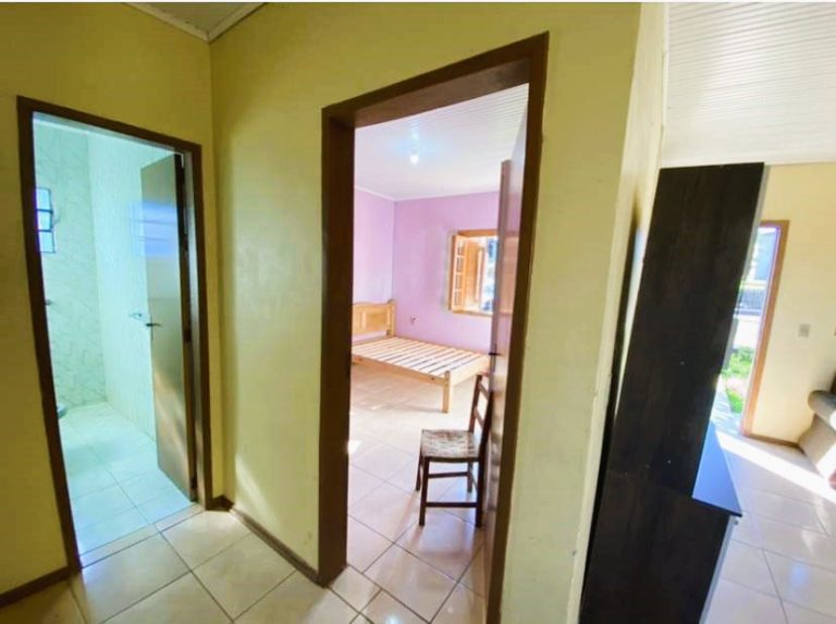 LINDA CASA COQUEIROS