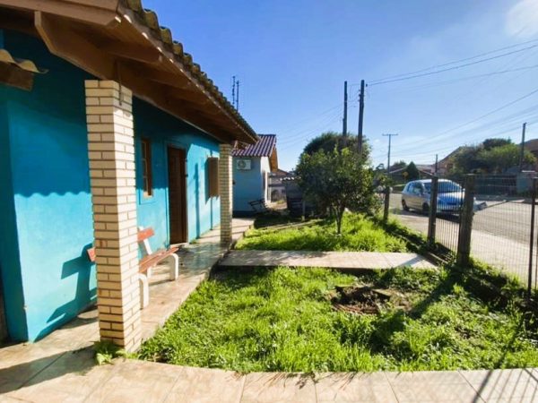 LINDA CASA COQUEIROS