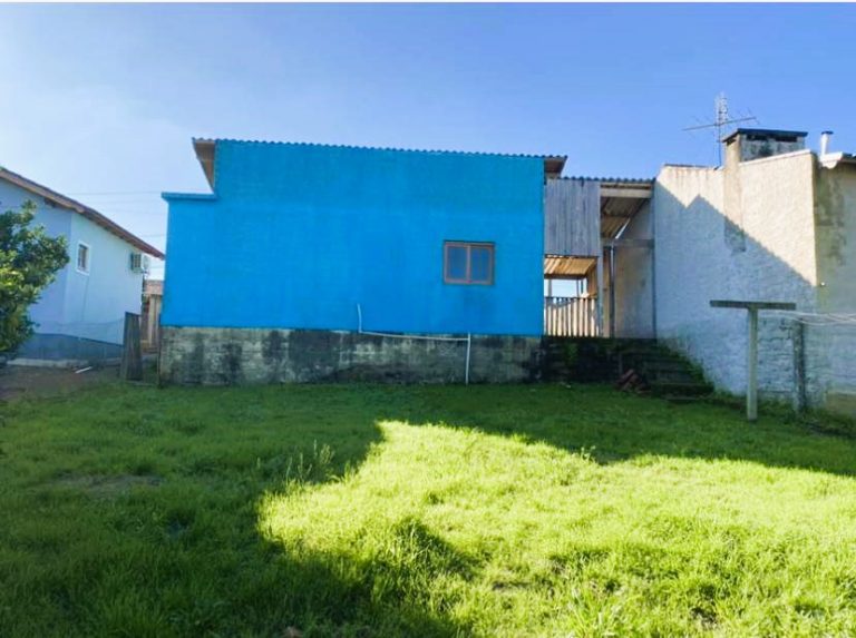 LINDA CASA COQUEIROS