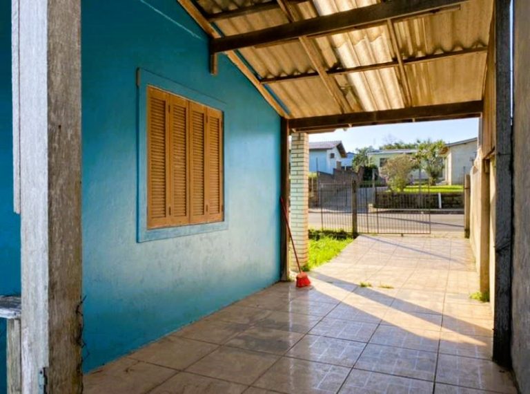 LINDA CASA COQUEIROS