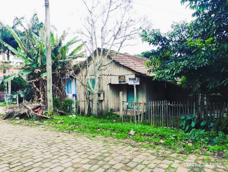 LINDO TERRENO NOS COQUEIROS