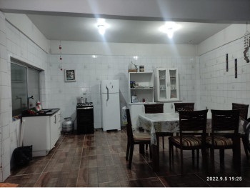 1 dormitório mobiliado no Centro