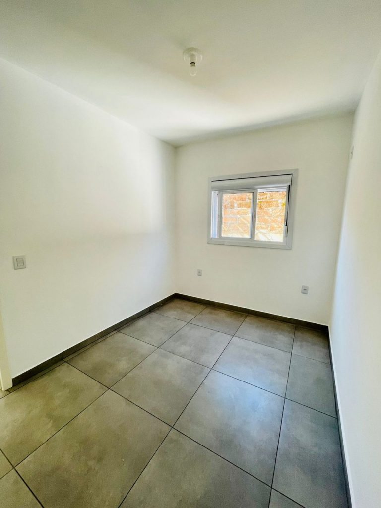 BAIXOU!!!! OPORTUNIDADE DE CASA NOVINHA EM BAIRRO NOBRE NA CIDADE!!!