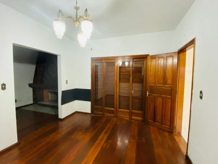 Linda casa – Venda – Colônia 20