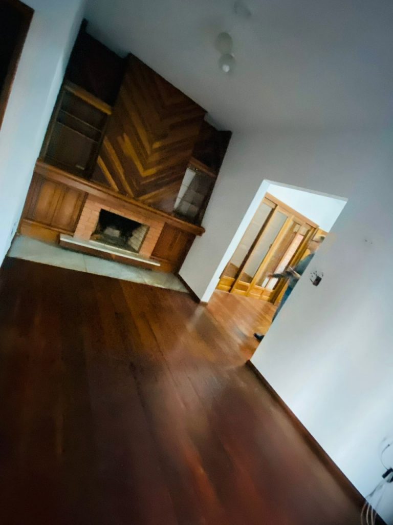 Linda casa – Venda – Colônia 20