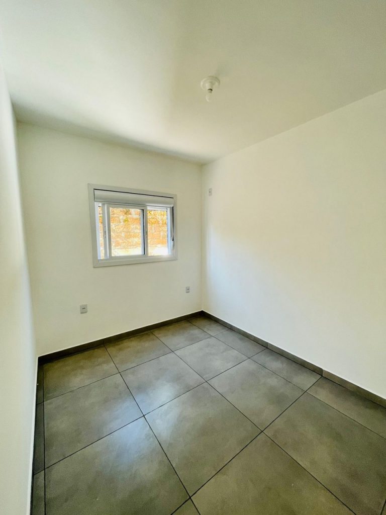 BAIXOU!!!! OPORTUNIDADE DE CASA NOVINHA EM BAIRRO NOBRE NA CIDADE!!!