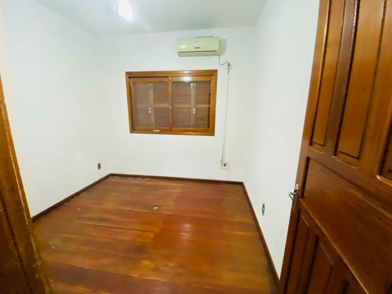 Linda casa – Venda – Colônia 20