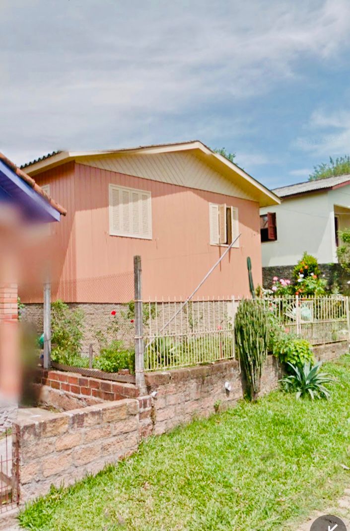 Linda casa Mista no Bairro Olaria