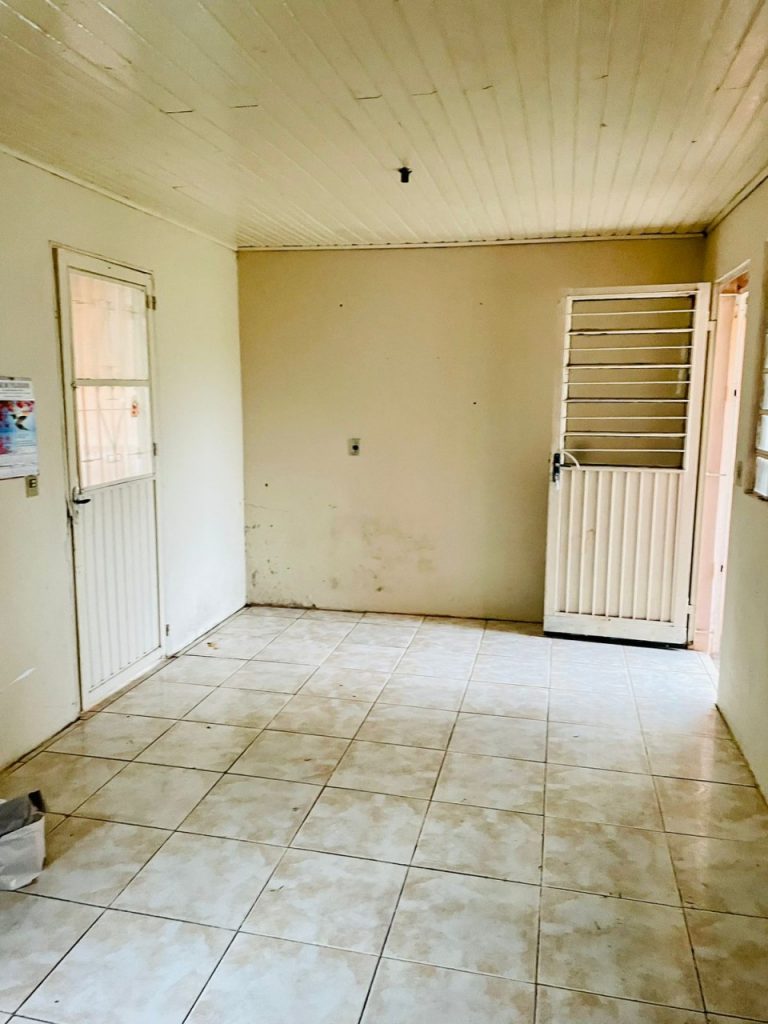 Linda casa Mista no Bairro Olaria