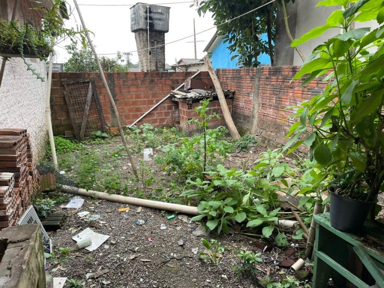 Linda casa Mista no Bairro Olaria