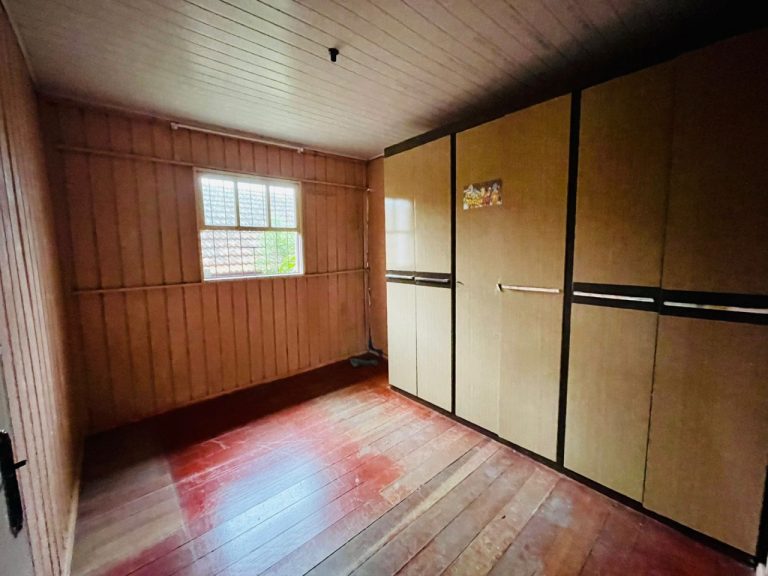 Linda casa Mista no Bairro Olaria