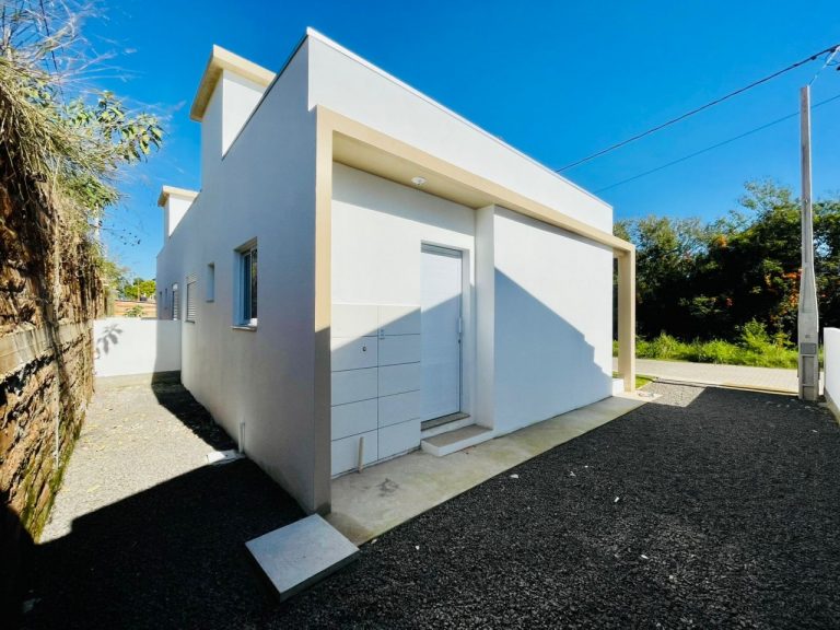 BAIXOU!!!! OPORTUNIDADE DE CASA NOVINHA EM BAIRRO NOBRE NA CIDADE!!!