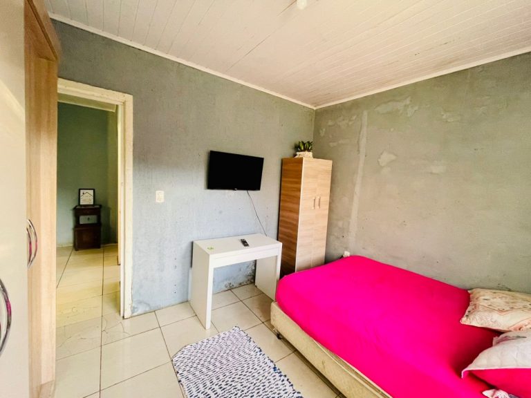 Linda casa pertinho da Lagoa