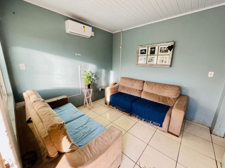 Linda casa pertinho da Lagoa