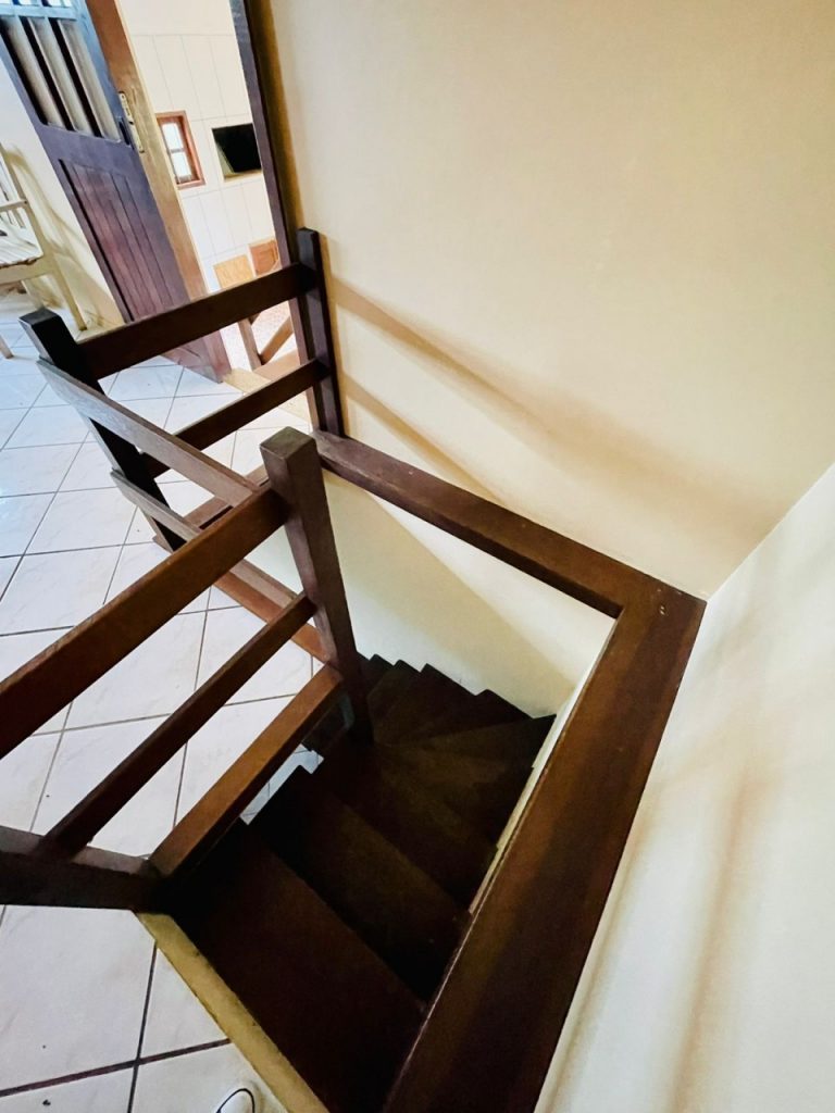 Ótima casa na Colônia 20