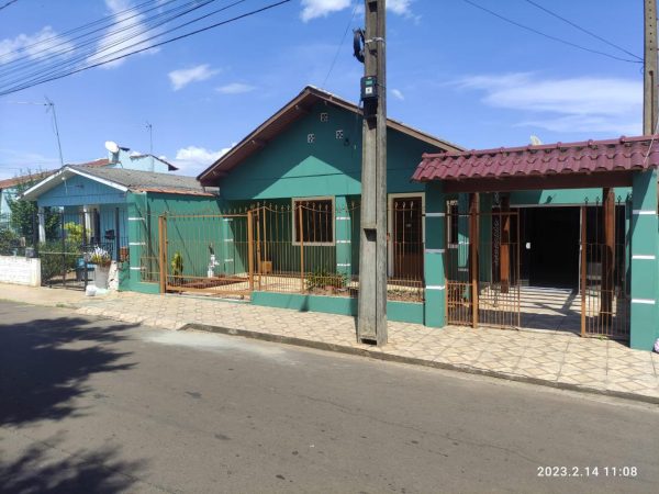 Taquari – RS SUPER OPORTUNIDADE!!!  Ótima casa nos Coqueiros – Venda