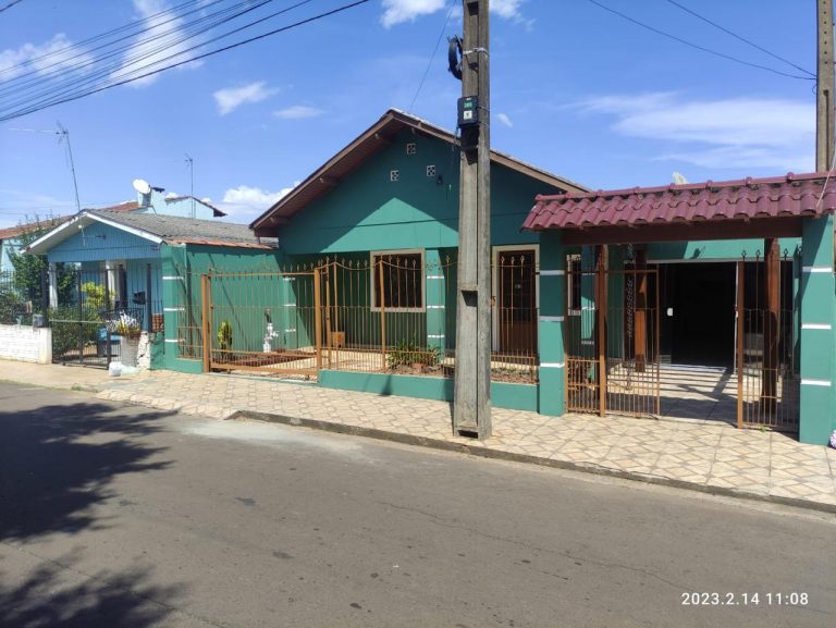 Taquari – RS SUPER OPORTUNIDADE!!!  Ótima casa nos Coqueiros – Venda