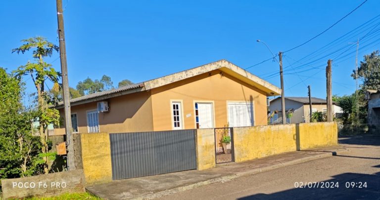 Ótima casa no bairro Olaria em Taquari