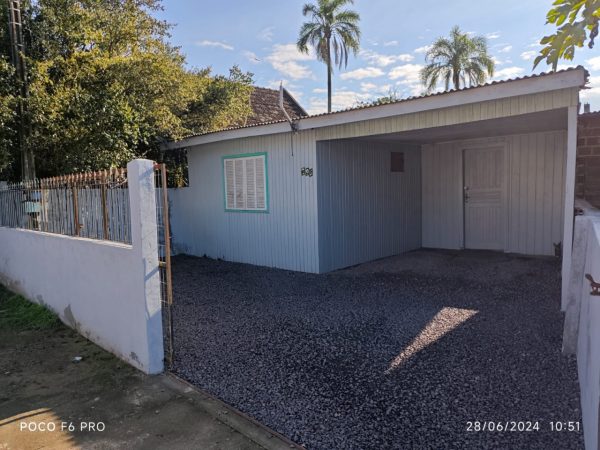 Bela casa na avenida soberanos em Taquari RS