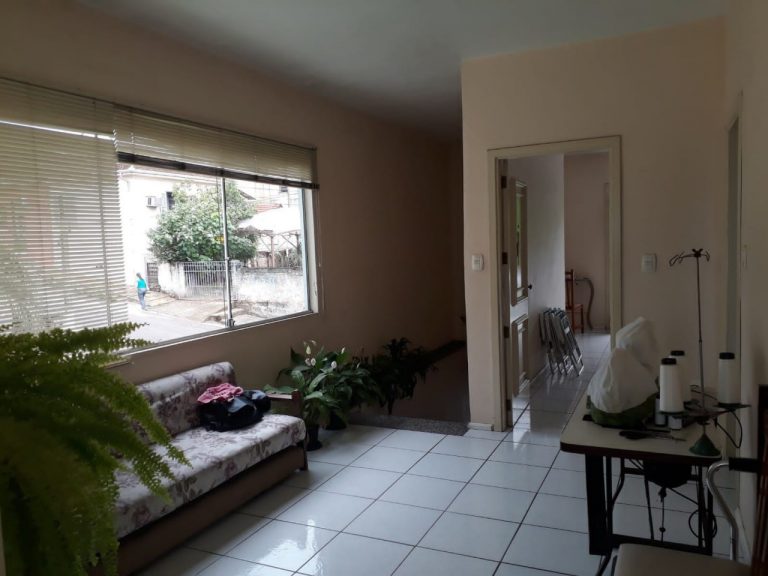 Casa no centro de Taquari RS