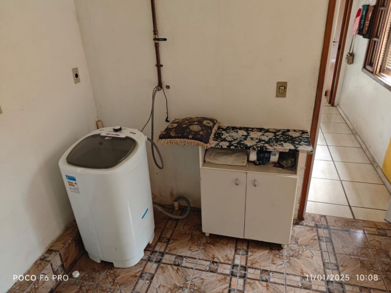 Belo e amplo imóvel com piscina