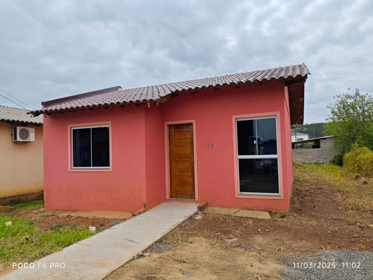 Imóvel semi-mobiliado