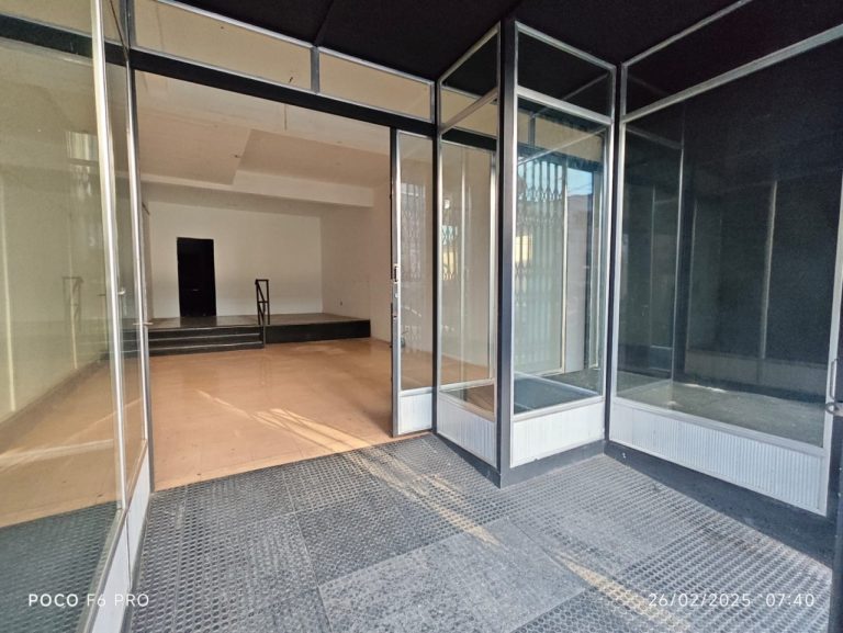 Bela sala comercial na Sete de setembro