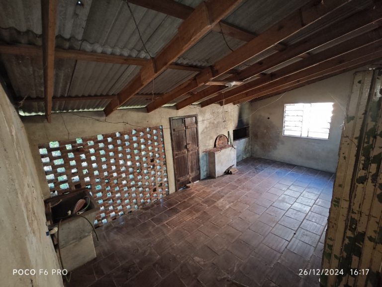 Casa na avenida rio branco, bairro praia para vender
