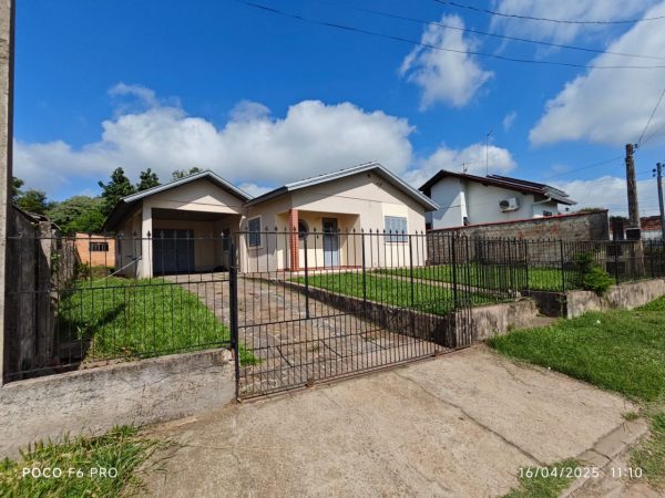 Belo imóvel 3 dormitórios Taquari RS