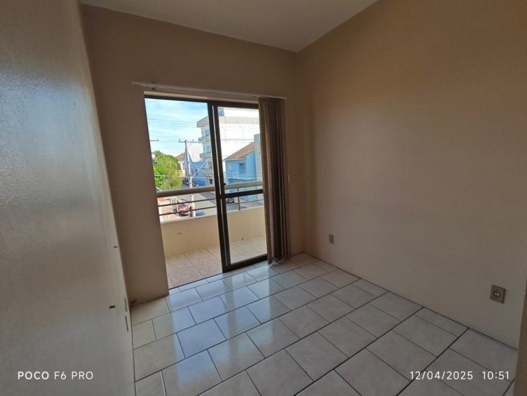 Vendo apto no Centro de Taquari RS