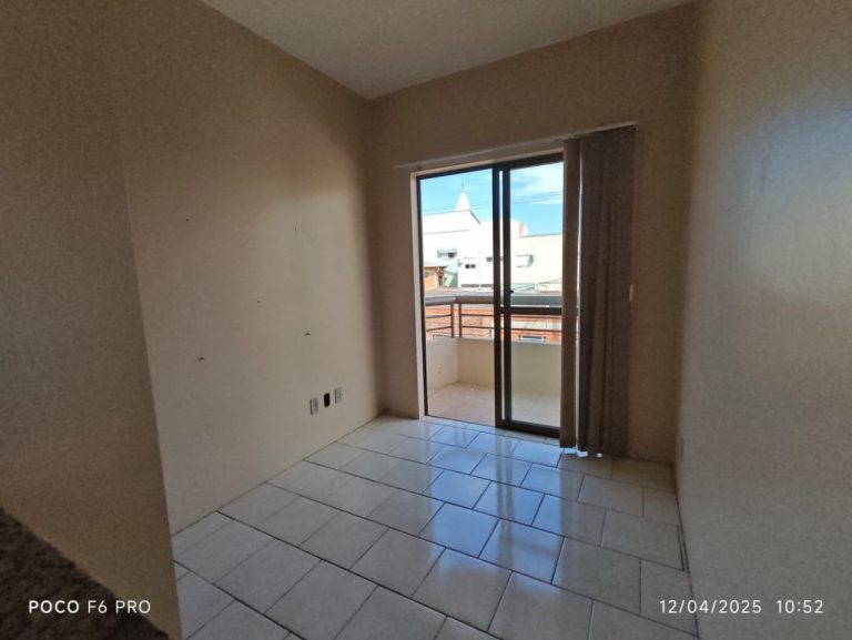 Vendo apto no Centro de Taquari RS