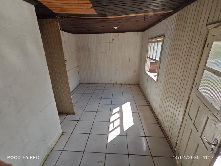 Adorável casa na rua Brigadeiro Albino Taquari RS