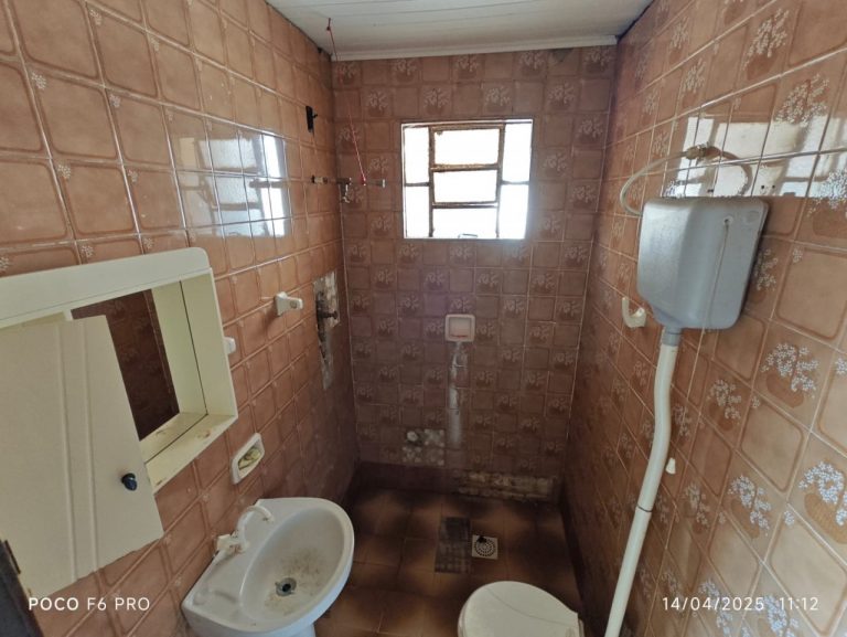 Adorável casa na rua Brigadeiro Albino Taquari RS