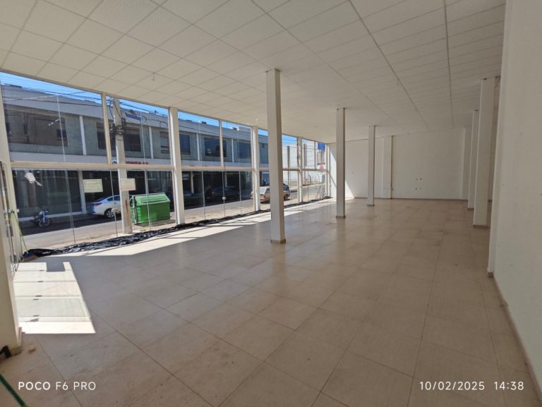 Prédio comercial em ótima localização