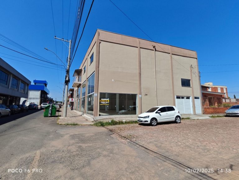 Prédio comercial em ótima localização
