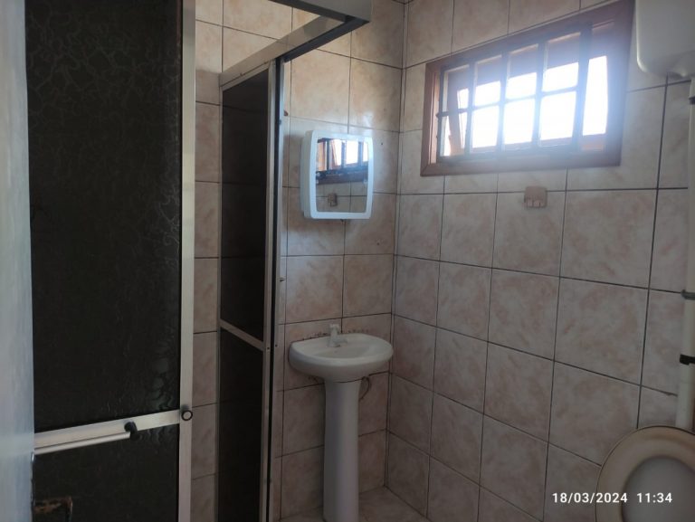 Bela casa 2 dormitórios