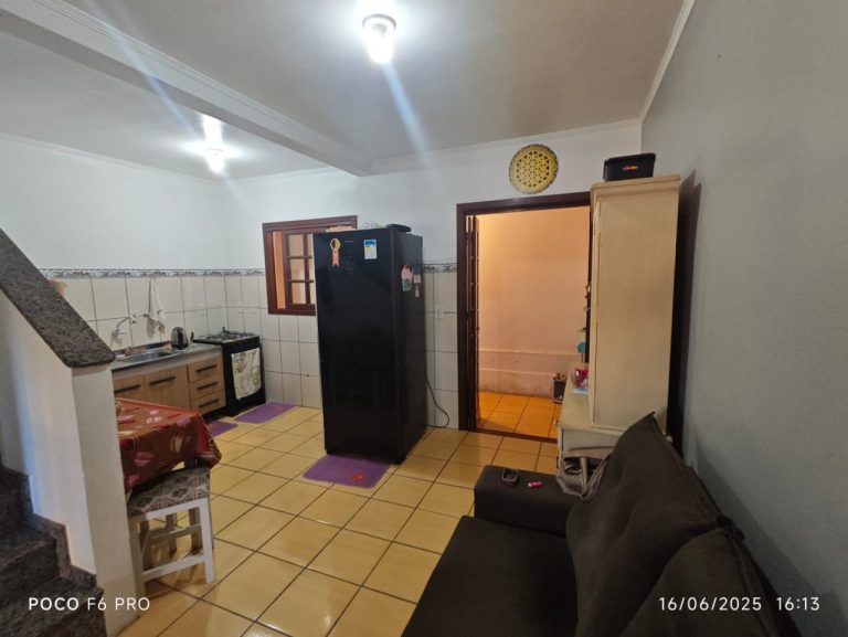 Belo imóvel conjugado duplex em Taquari RS