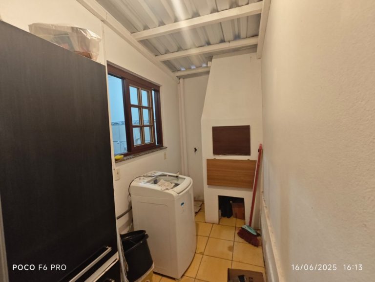 Belo imóvel conjugado duplex em Taquari RS