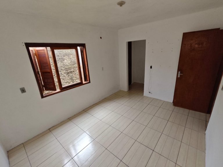 Imóvel de 3 dormitórios próximo a Lagoa Armênia