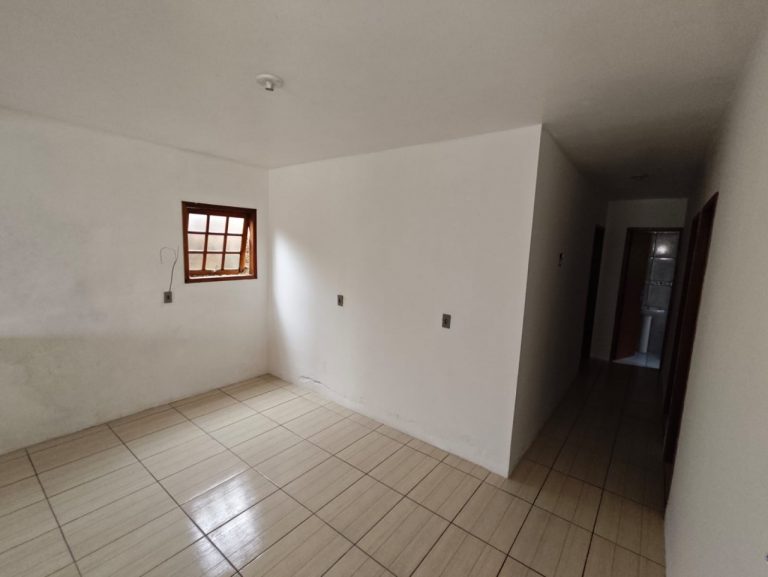 Imóvel de 3 dormitórios próximo a Lagoa Armênia