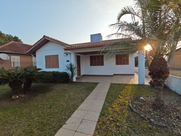 Casa no bairro união com 4 quartos