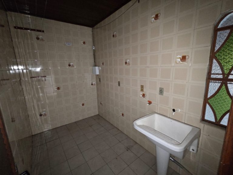 Casa no bairro união com 4 quartos